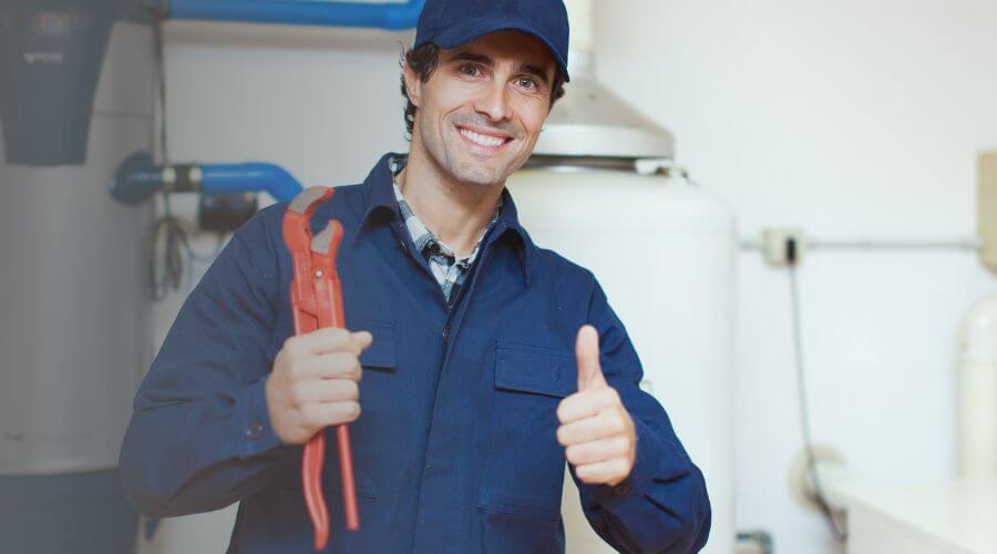 Local tankless water heater installation in Bowen, IL